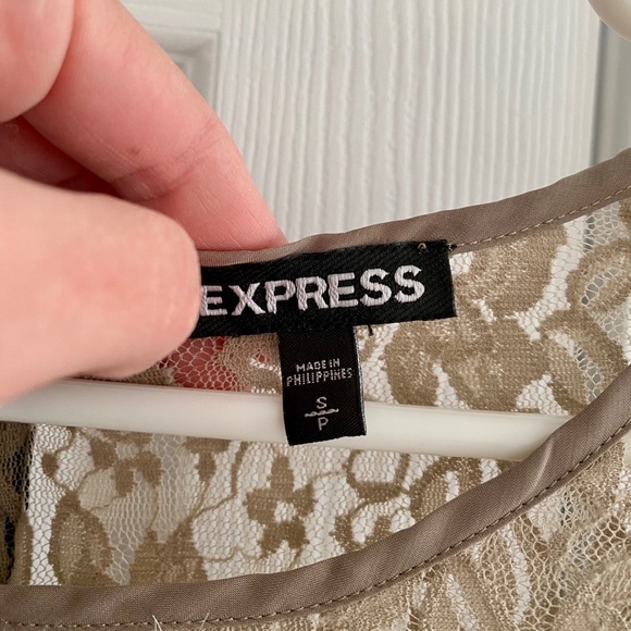 Lace t shirt - Picture 2 of 3